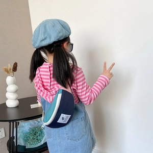 Sac de poitrine en toile color-block pour enfants avec panneaux rose et vert