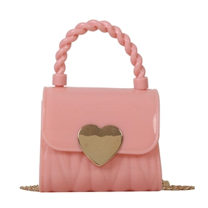 Mini-Gelée-Tasche in Rosa mit Herz-Verschluss und goldener Kette für Mädchen