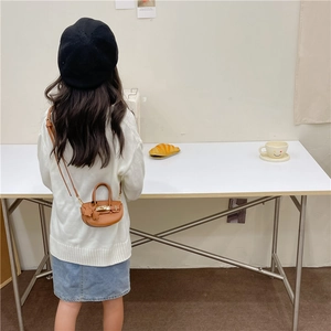 Mini sac bandoulière en similicuir marron pour enfant avec breloque étoile