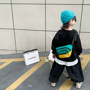 Kinder Nylon Gürteltasche in Grün und Gelb mit NY-Stickerei im Streetwear-Stil