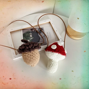 Handmade Crochet Mushroom Acorn Shape Kids Crossbody Bag Cotton Yarn Forest Style Mini Purse For Girls Toddlers