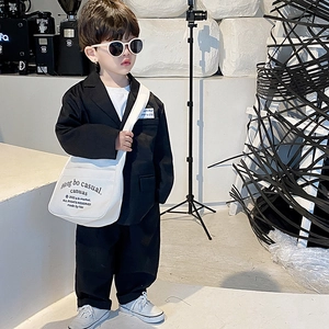 Kids black stylish canvas crossbody bag with letter print for trendy boys and girls