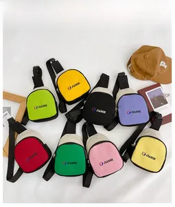 Collection de sacs de poitrine en toile pour enfants en 8 couleurs avec bandoulière noire