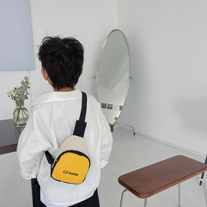 Sacoche de poitrine pour enfants en toile jaune et blanche avec bandoulière réglable