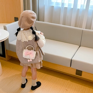 Prinzessin Handtasche für Mädchen mit Perlengriff und grauem Wollwesten-Outfit-Set