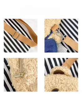 Détail du sac ours en peluche avec bandoulière réglable et fermoirs en métal