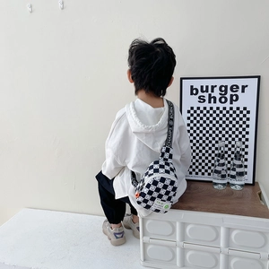 Sac bandoulière enfant à damier avec imprimé smiley et sangle à lettres chic