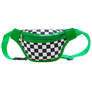 Sac de poitrine enfant à damier avec accents verts et bandoulière réglable tendance