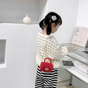 Fashionable red PVC jelly girl bag with quilted pattern and elegant pearl handle