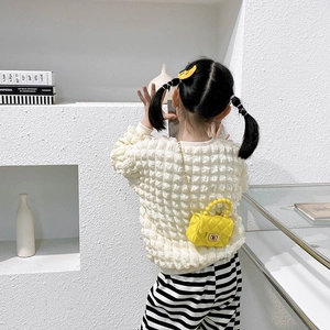 Girl's yellow quilted PVC jelly bag with pearl handle and moon hair clip set