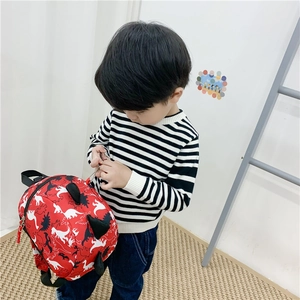 Sac à dos enfant rouge à motif dinosaure avec sangles noires et épines 3D au dos