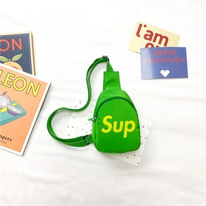Sac de poitrine vert fluo pour enfants avec imprimé Sup et bandoulière réglable