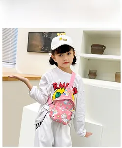 Sac de poitrine rose pour enfants à motif licorne avec sangle réglable et doubles fermetures