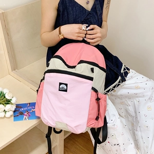 Dreifarbiger Kontrast-Kinderrucksack aus Nylon in Rosa, Beige und Schwarz mit Markenlogo