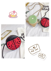 Détail de mini sacs à bandoulière en cuir PU pour enfants en forme d'escargot et de coccinelle