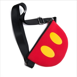 Sac bandoulière rouge pour enfants avec pois jaunes et sangle noire réglable