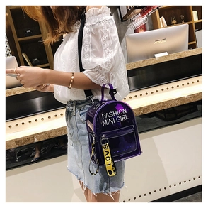 Mini sac à dos transparent violet en PVC porté avec bretelles réglables et sangle jaune