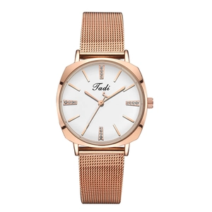 Fashion rose gold women's quartz watch with mesh strap and sparkling diamond dial markers