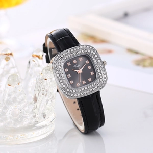 Women Quartz Watch Square Alloy Case Rhinestone Encrusted Faux Leather Crocodile Texture Strap Elegant Fashion Timepiece