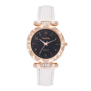 Montre quartz femme ciel étoilé avec lunette en strass or rose et bracelet en cuir blanc
