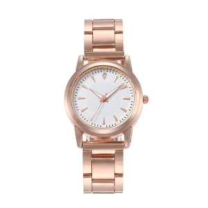Montre minimaliste pour femme en or rose avec cadran quadrillé blanc et bracelet en métal