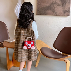 Cute red plush bunny shoulder bag for girls with pearl handle and golden metal chain