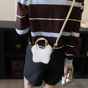 Cute white butterfly shaped mini handbag and crossbody bag for kids with wooden beads