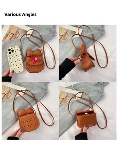 Détails multi-angles du sac bandoulière marron pour enfant avec nœud et broderie poney