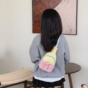 Sac de poitrine coloré pour enfants en toile avec cordon et design patchwork vif