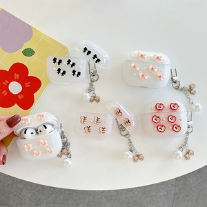 Glitzernde AirPods Hülle mit elegantem Perlen-Schmetterling-Anhänger und Schleife