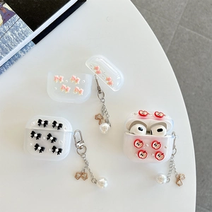 Glitzer AirPods Hüllen mit Schleifen und Apfel-Anhängern, Perlen und goldenen Details