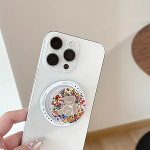 Magnetic glitter phone grip holder featuring a cute silver bear and liquid sparkles