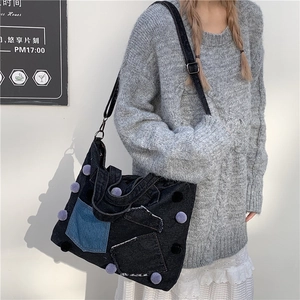 Borsa tote in denim nero da donna con grande capacità e tracolla larga regolabile