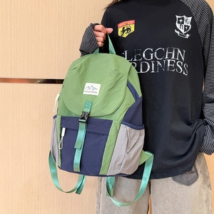 Kids color-block backpack with mountain label, large capacity outdoor school bag for children