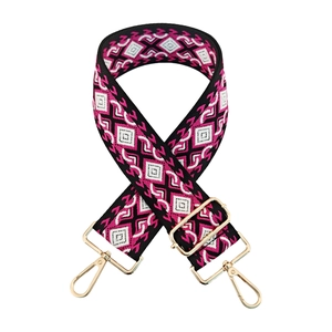Detail of 5cm ethnic rhombus jacquard strap with golden metal hooks and adjustable buckle