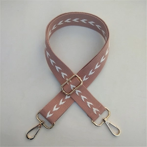 Correa de lona rosa ajustable para bolso con bordado en V blanco y enganches metálicos oro