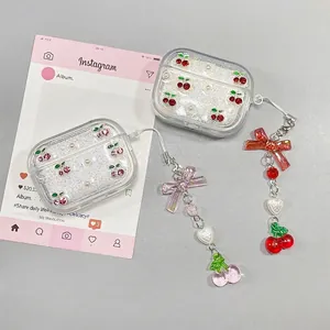 Glitzernde Kirsch-Kopfhörerhülle für AirPods mit Schleifenanhänger und Strass