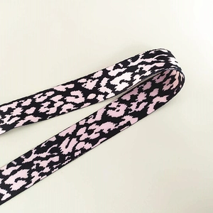Adjustable leopard print wide shoulder strap in pink and black woven nylon for handbags