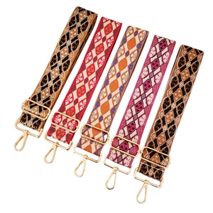 Verstellbarer Jacquard-Taschengurt mit fünf ethnischen Rautenmustern und Goldhaken