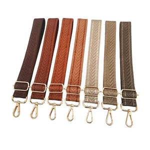 3.8cm wide adjustable herringbone strap for bags with gold metal swivel lobster hooks