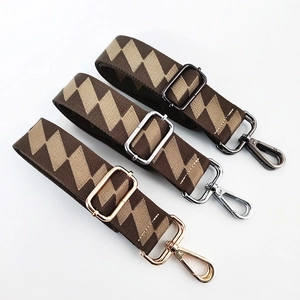 Adjustable wide replacement bag strap with geometric weave and metallic hooks