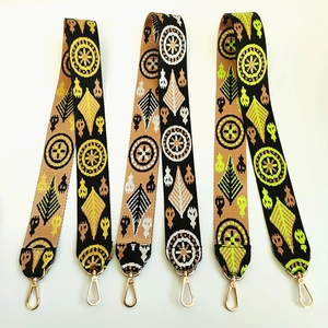 Set di tre tracolle di ricambio etniche in jacquard con ganci metallici dorati