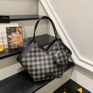 Minimalist check pattern large capacity tote bag for women with round coin purse charm