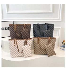 Macro shot of large capacity tote bag sets in four colors with luxury diamond patterns
