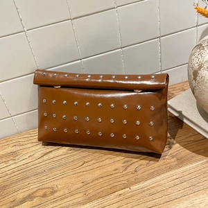 Women's Rivet Clutch Bag Metallic PU Leather Envelope Handbag Punk Style Large Capacity Evening Purse With Magnetic Buckle