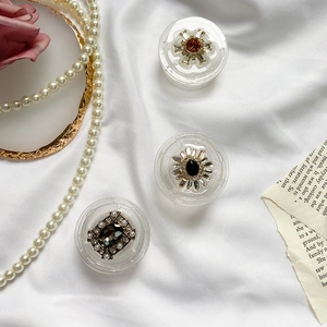 Luxury rhinestone pearl phone grip sockets with vintage jewelry design on white silk fabric