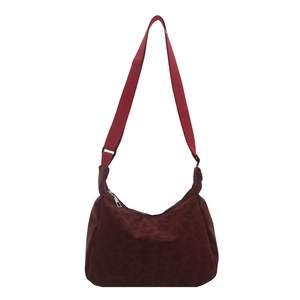 Vintage large capacity burgundy tote bag with leopard print texture and shoulder strap