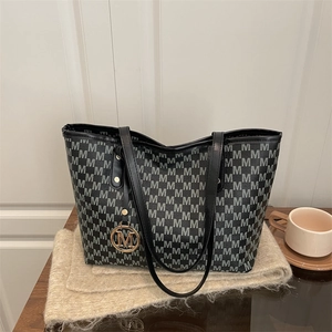 Grand sac cabas pour femme avec motifs M gris et bandoulières en cuir noir