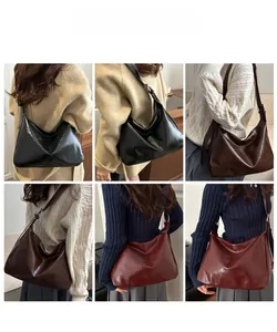 Trois cabas élégants en cuir noir, marron et bordeaux avec une texture souple et lisse
