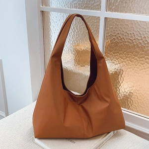 Classic brown hobo shoulder bag with large capacity and minimalist retro design